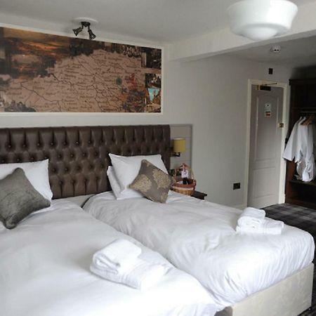 Angel @ Kingst Hotel Knutsford Bagian luar foto