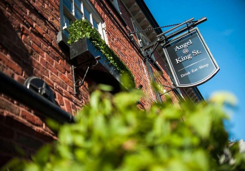 Angel @ Kingst Hotel Knutsford Bagian luar foto