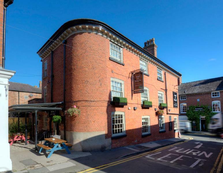 Angel @ Kingst Hotel Knutsford Bagian luar foto